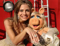 Miss Piggy in ROSALINA Jewelry with Maria Meneudos